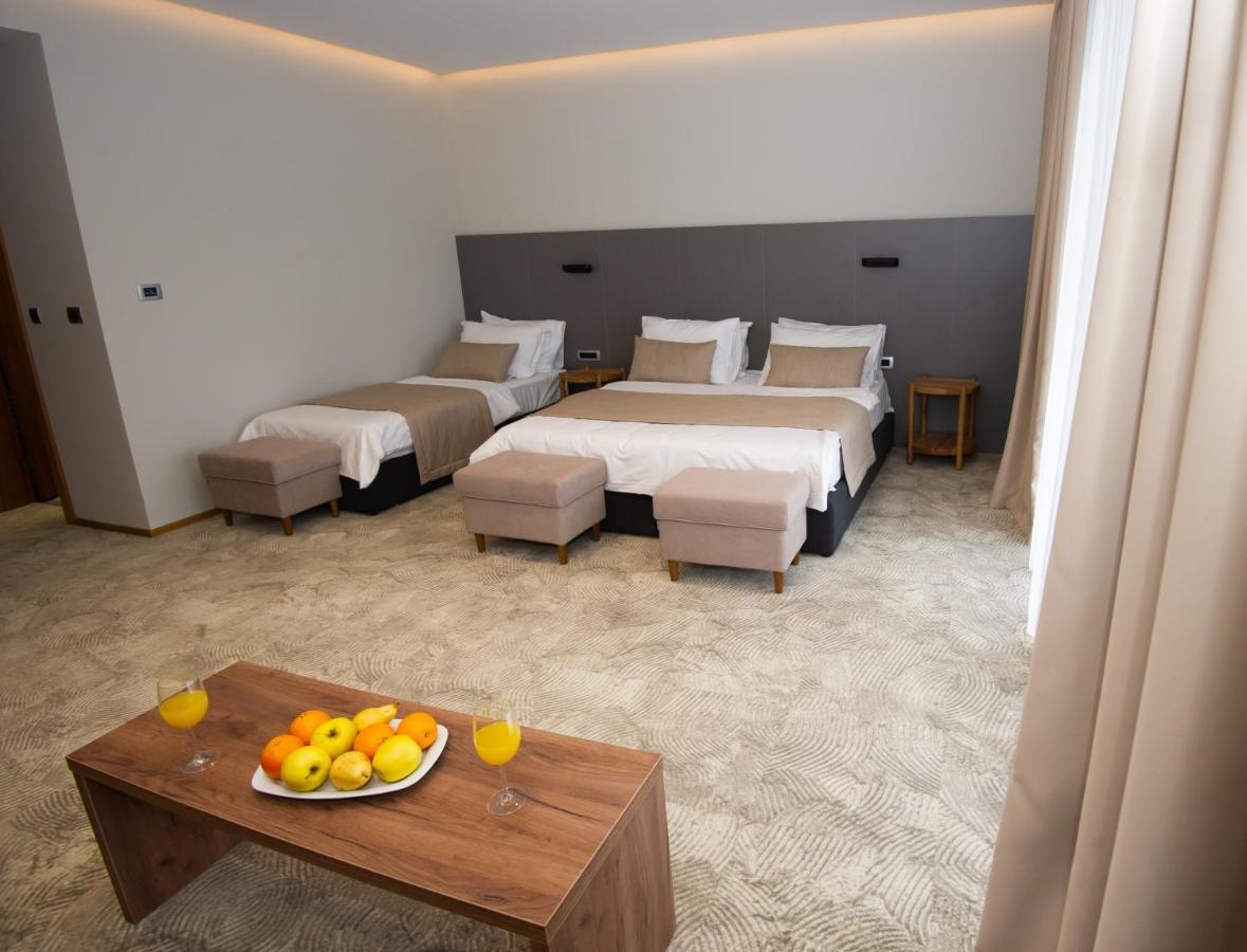 Grande Casa Hotel - Medugorje エクステリア 写真
