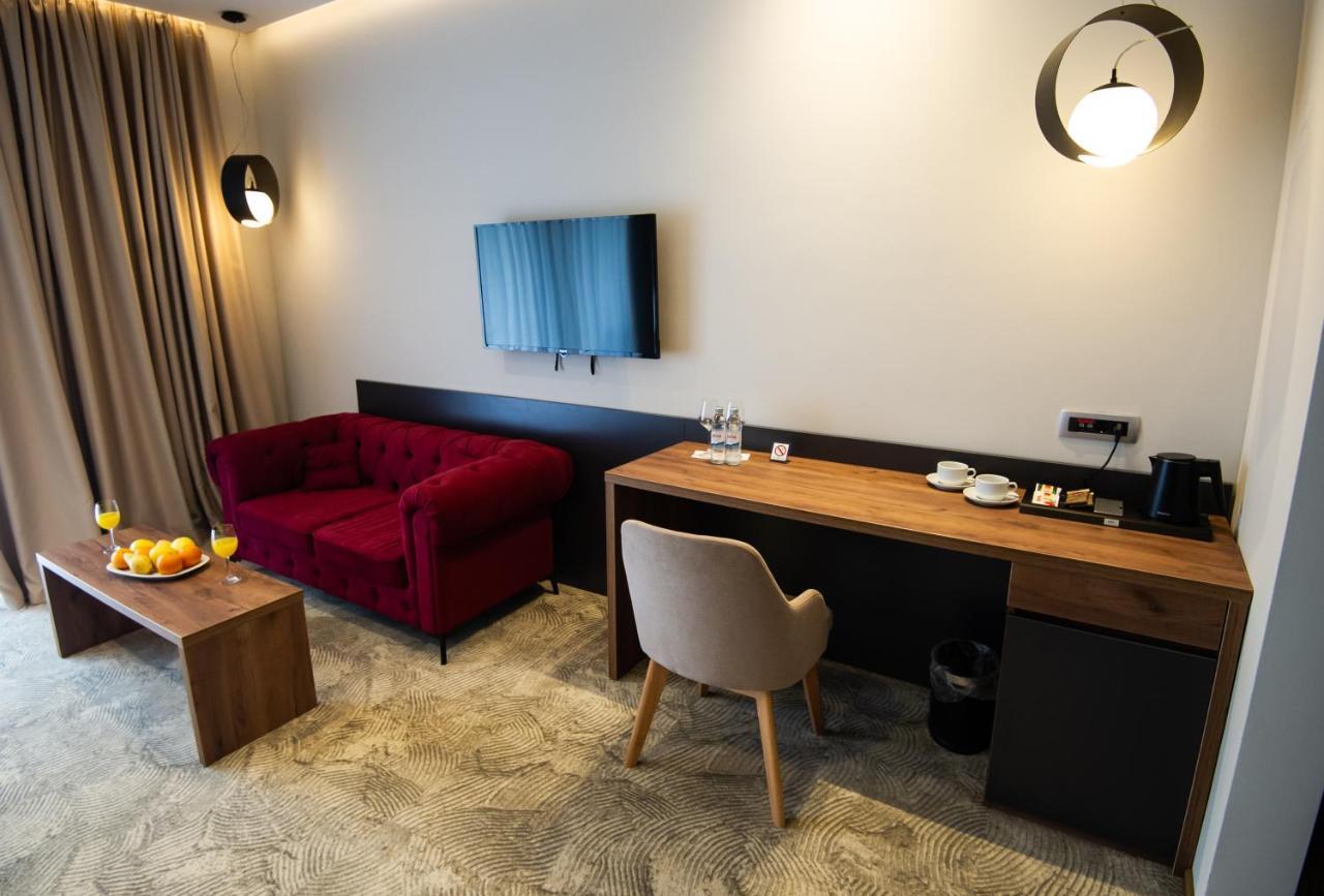 Grande Casa Hotel - Medugorje エクステリア 写真