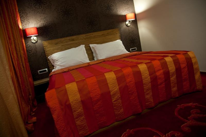 Grande Casa Hotel - Medugorje エクステリア 写真